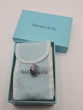 Tiffany & Co. Sterling Silver Angela Cummings Avon Award Pin